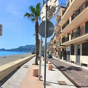 Mare Marconi Apartment