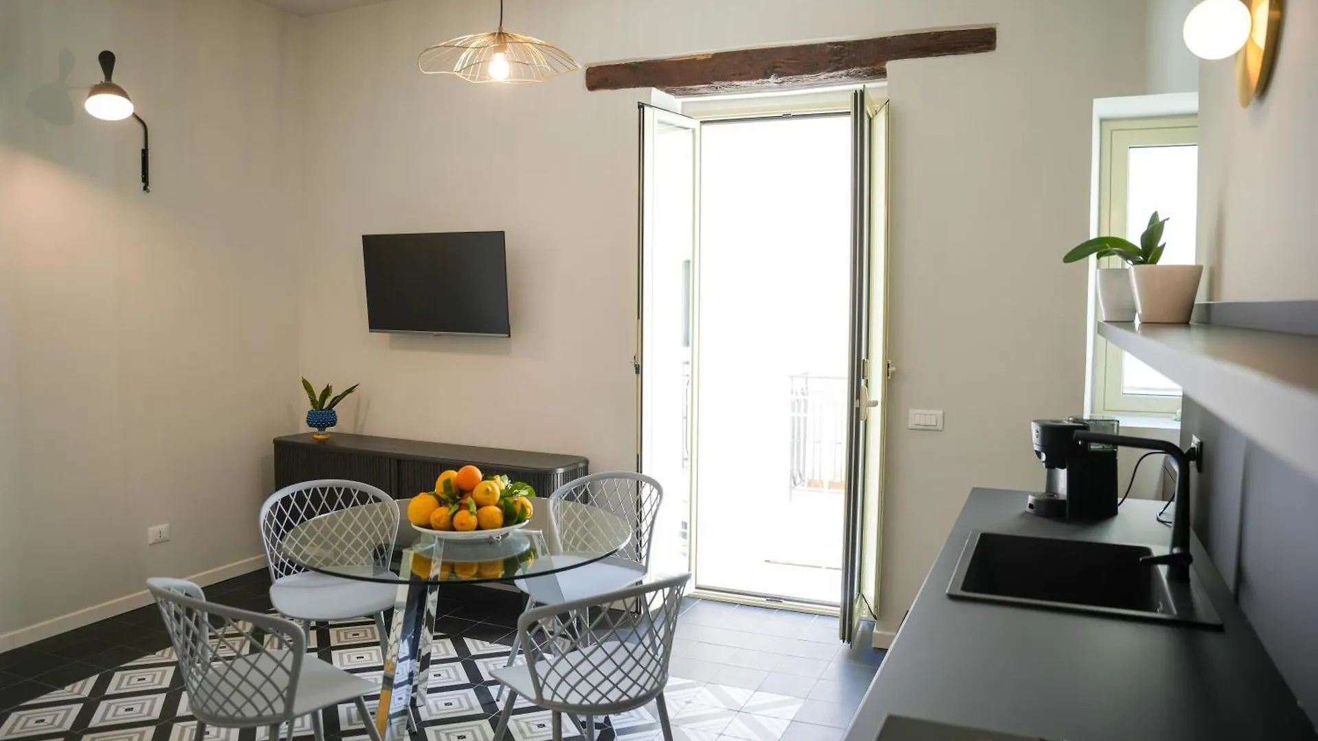 La Marina - Casa Assuntina Apartment Letojanni 0*,